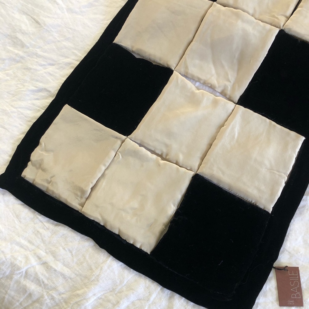 BASILE/ quilted silk + velvet scarf/ shawl - Picture 2 of 7